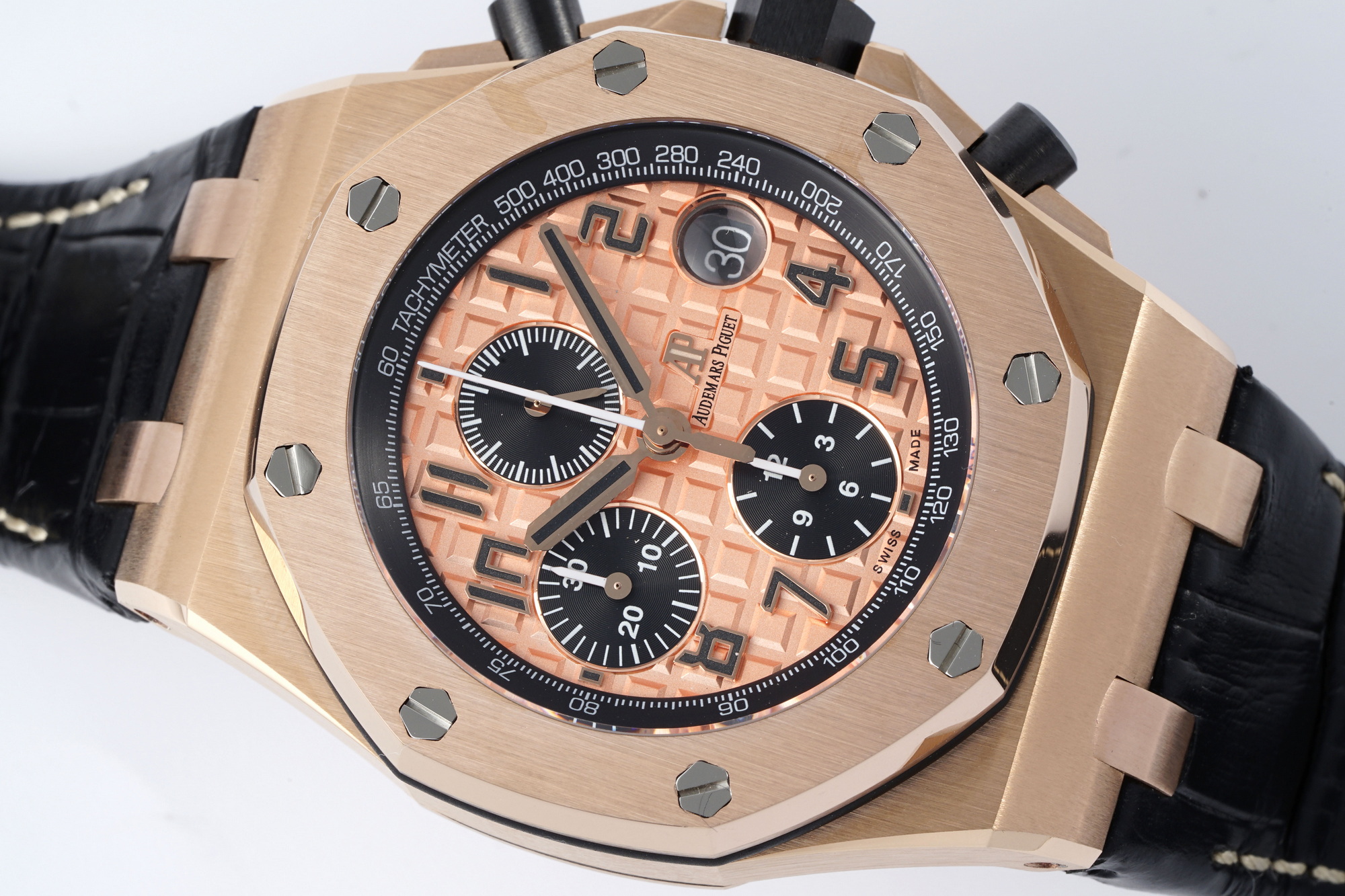 Royal Oak Offshore 42 mm, Champagne Ref. 26470OR.OO.A002CR.01