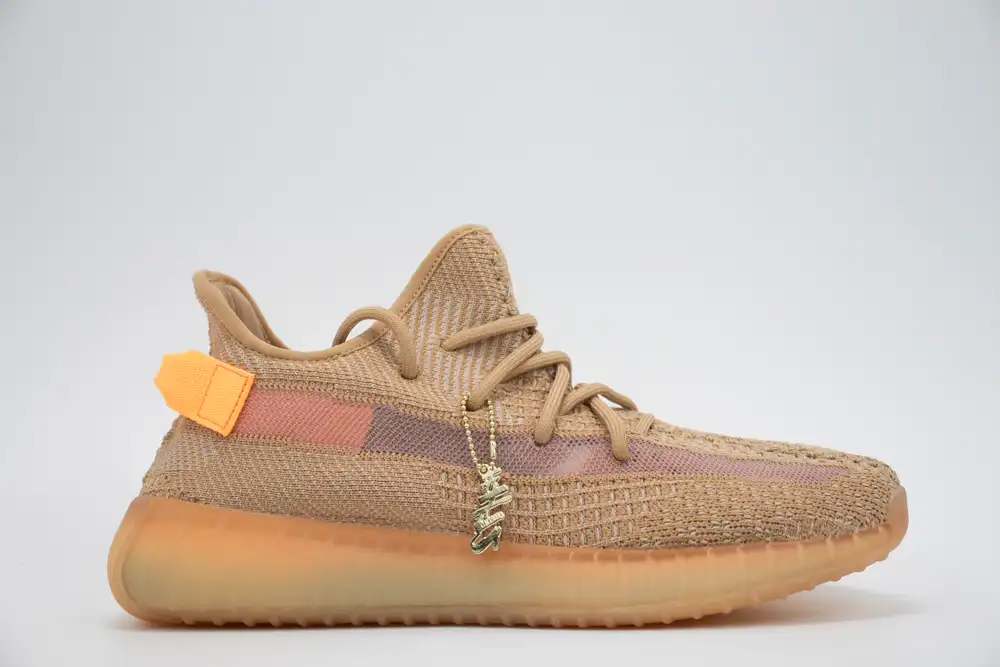 YEEZY 350 V2 CLAY REFLECTIVE