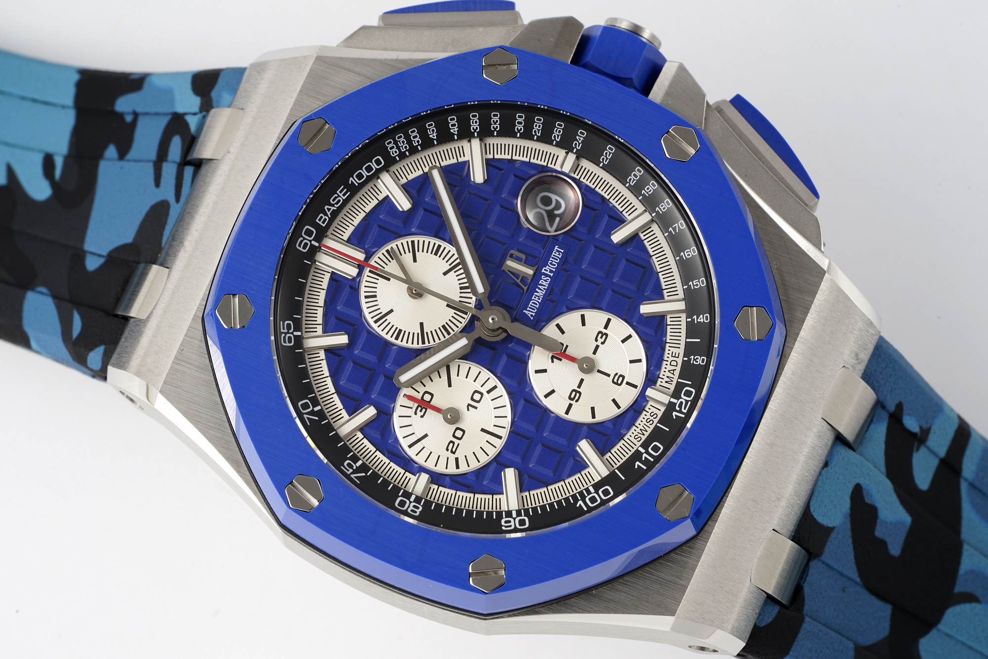 Royal Oak Offshore 44 mm, Blue Ref. 26400SO.OO.A335CA.01