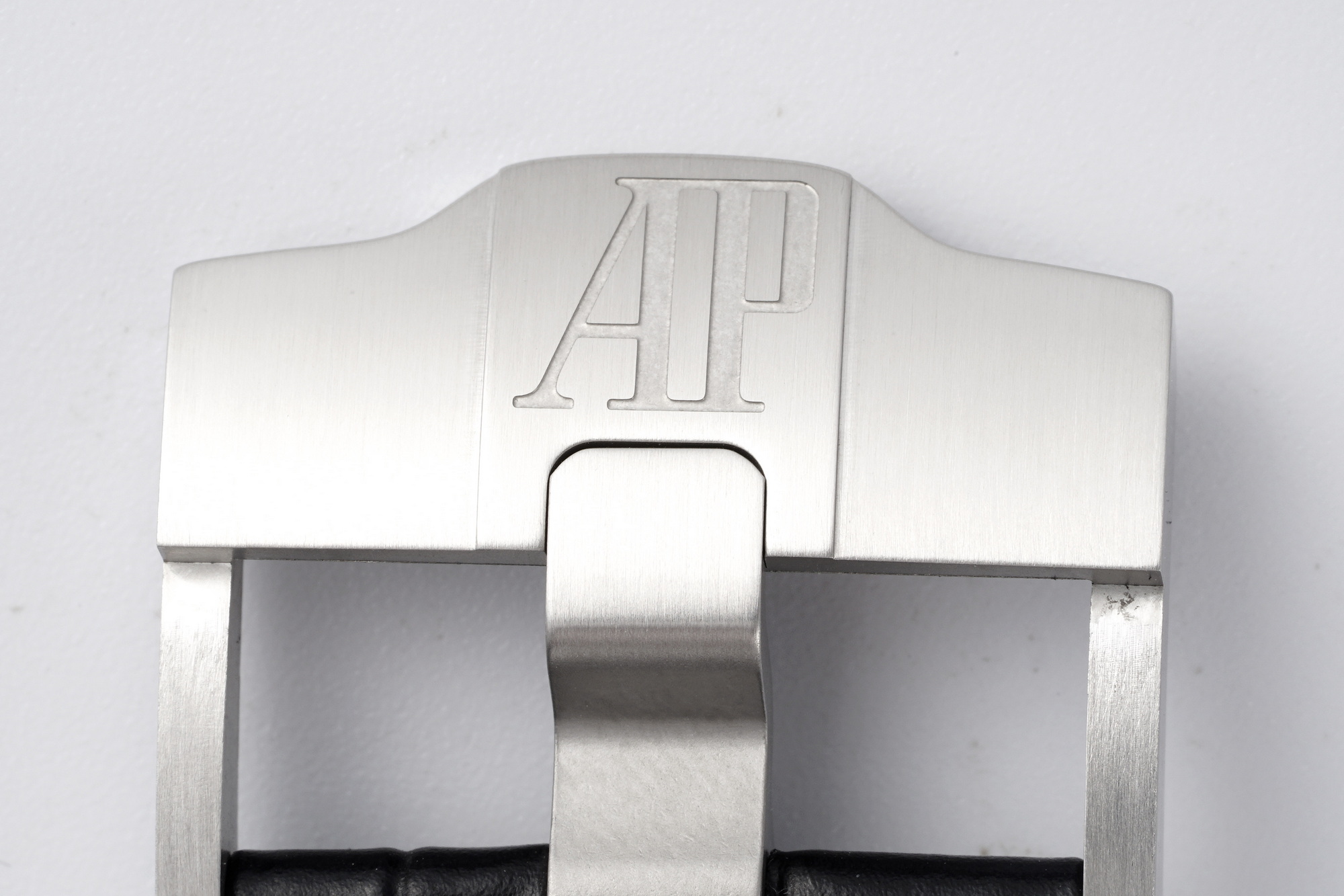 Royal Oak Offshore 44 mm, Grey Ref. 26417BC.OO.A002CR.01