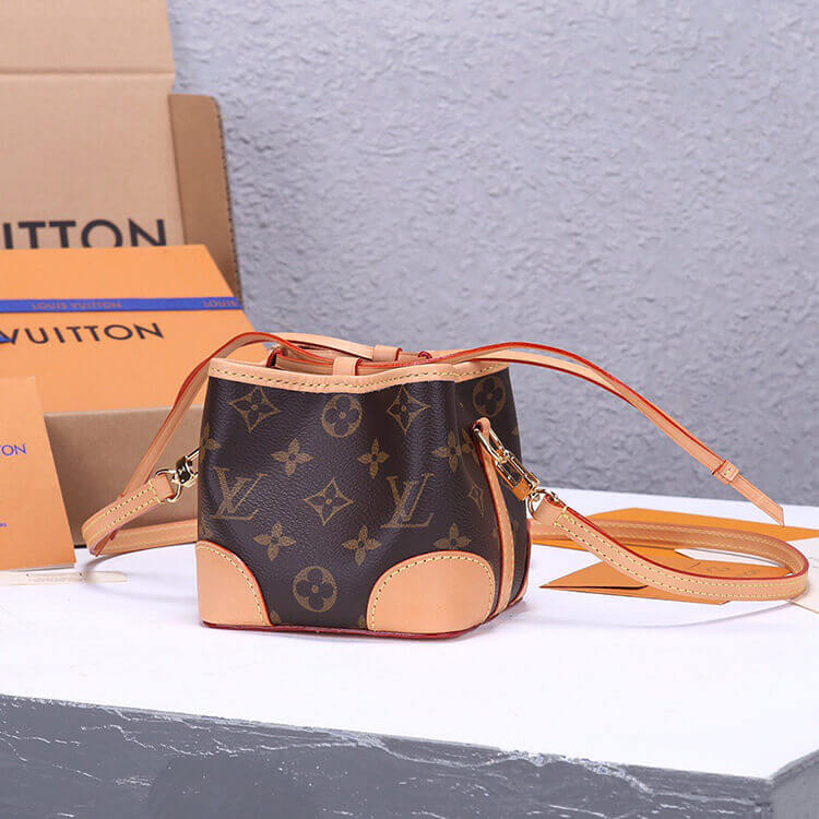 Louis Vuitton Noe Purse