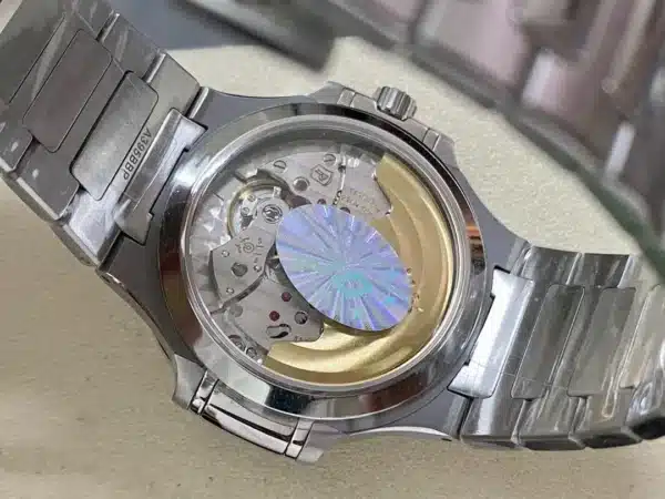 Nautilus 7118/1A-001 Ladies Automatic.  35.2 mm,Steel,