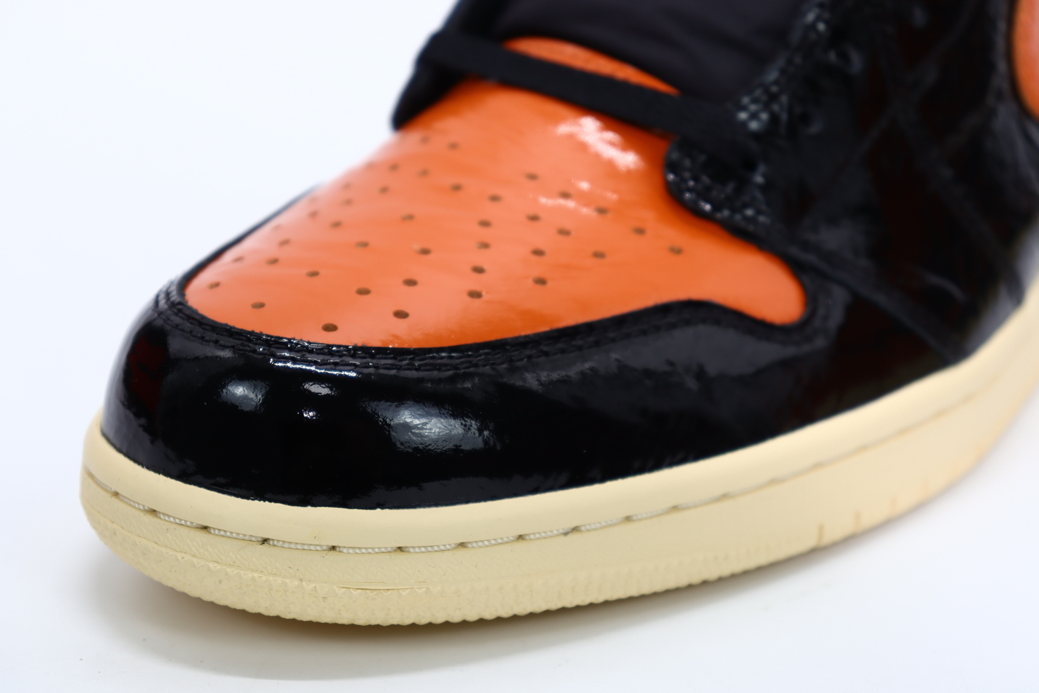 AIR JORDAN 1 RETRO HIGH OG SHATTERED BACKBOARDS 3.0