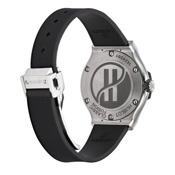 Classic Fusion Women Quartz Black Rubber Watch 581.NX.1171.RX