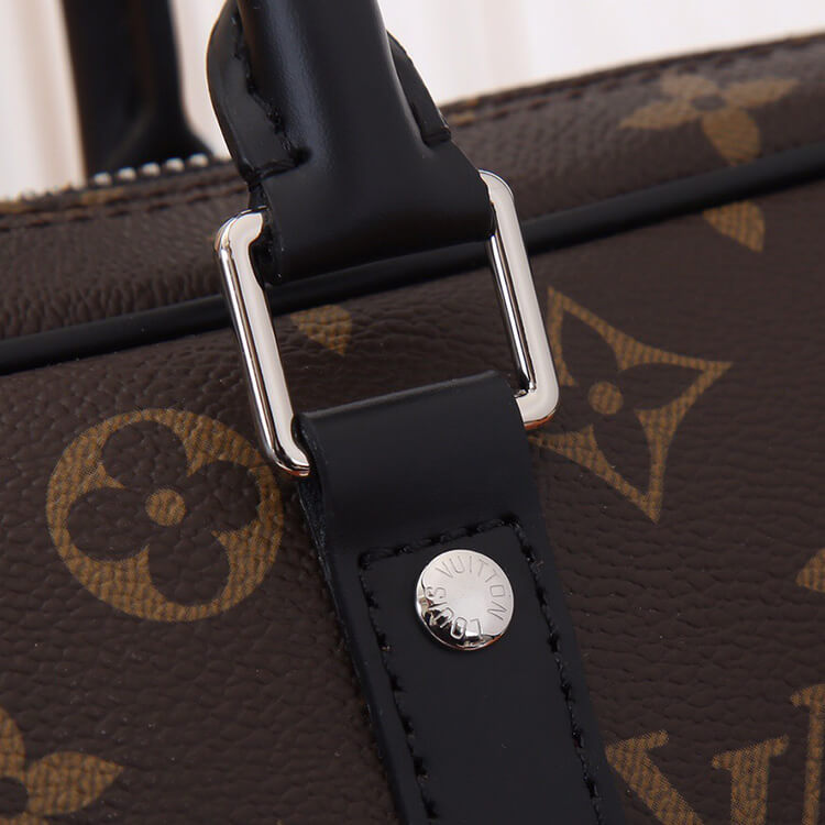 Louis Vuitton Porte-Documents Voyage PM