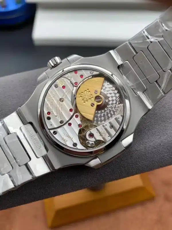 Nautilus Moon phases 40 mm,Stainless steel Dark Dial,5712/1A-001