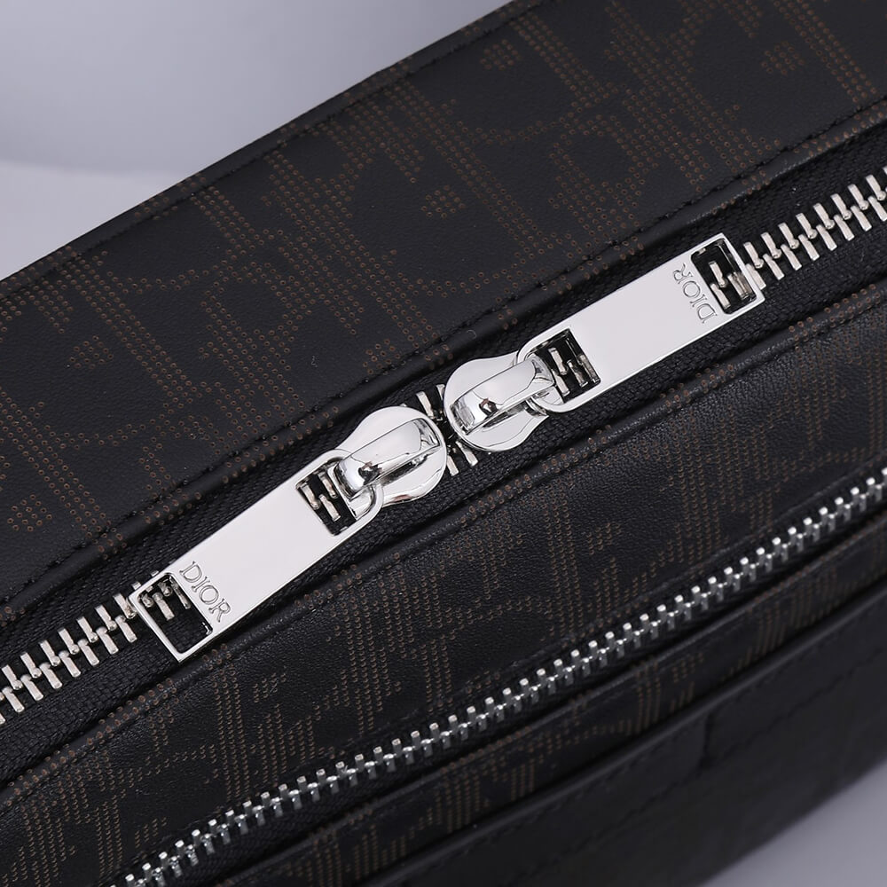 Dior DIOR SAFARI MESSENGER BAG