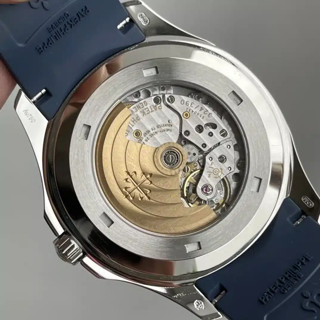 Aquanaut 5168G-001 42.2 mm,White gold