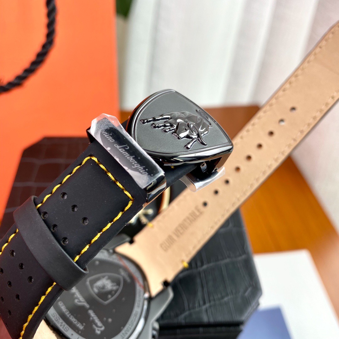 Tonino Lamborghini New Spyder Chronograph Black / Gold