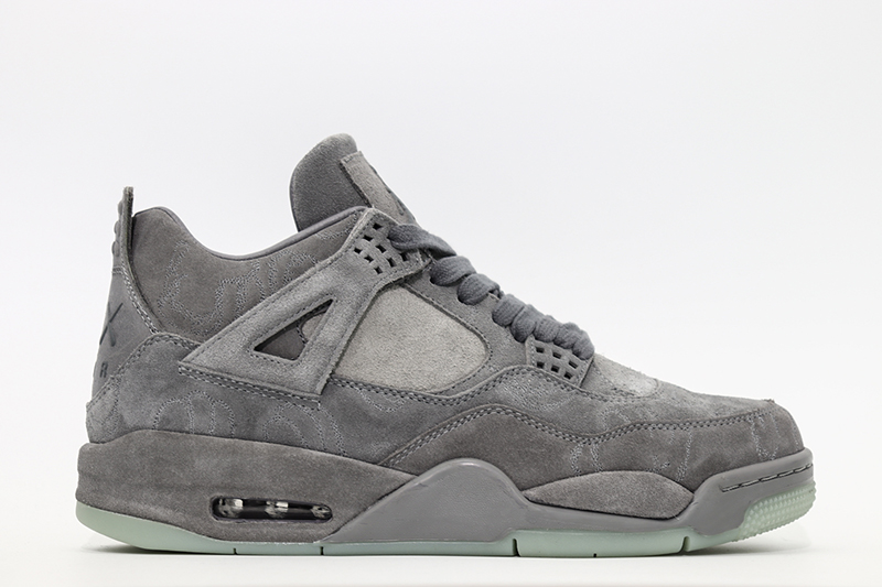 AIR JORDAN 4 RETRO KAWS