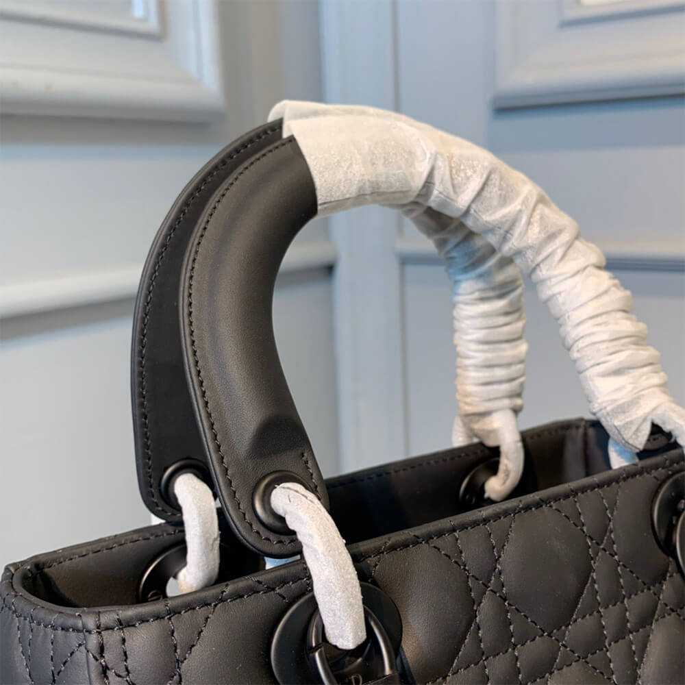 Dior DIOR MEDIUM LADY DIOR BAG