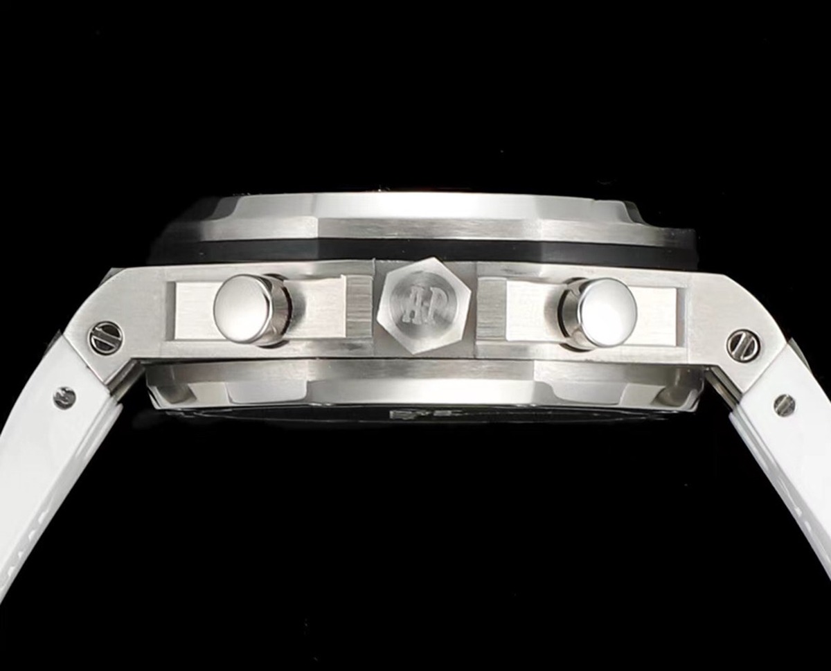 Royal Oak Offshore Chronograph 37 mm, White Ref. 26231ST.ZZ.D010CA.01