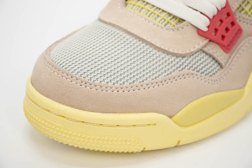 AIR JORDAN 4 RETRO UNION GUAVA ICE