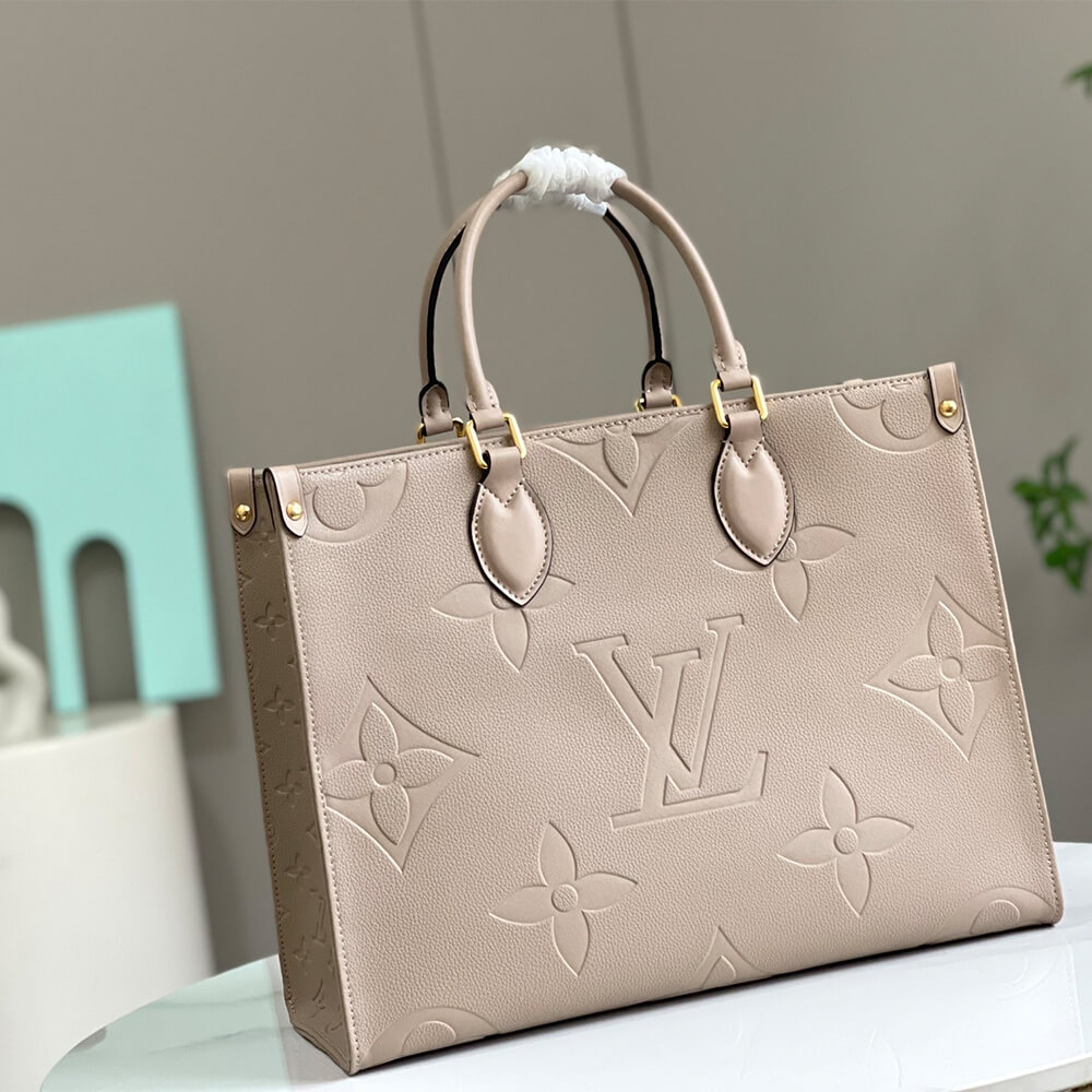 Louis Vuitton OnTheGo MM