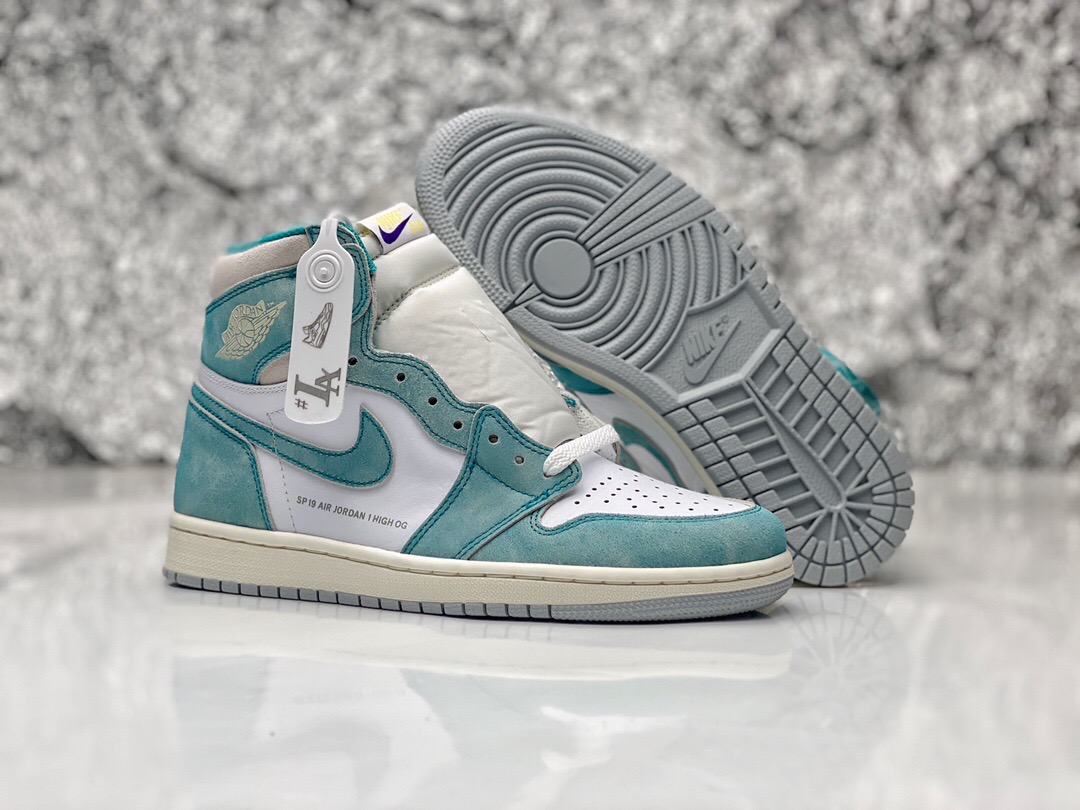 AIR JORDAN 1 RETRO HIGH OG “TURBO GREEN”