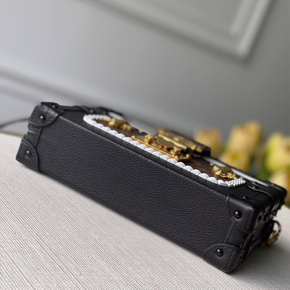 Louis Vuitton PETITE MALLE