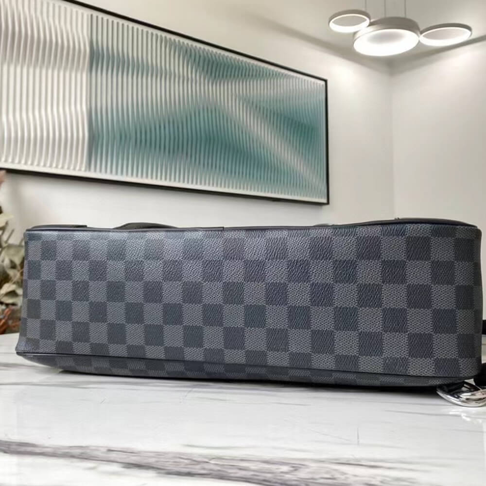 Louis Vuitton BRIEFCASE BACKPACK
