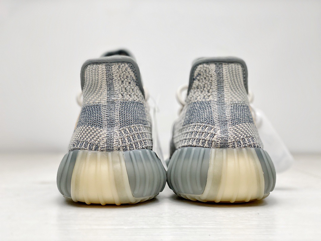 YEEZY 350 V2 ‘ISRAFIL’