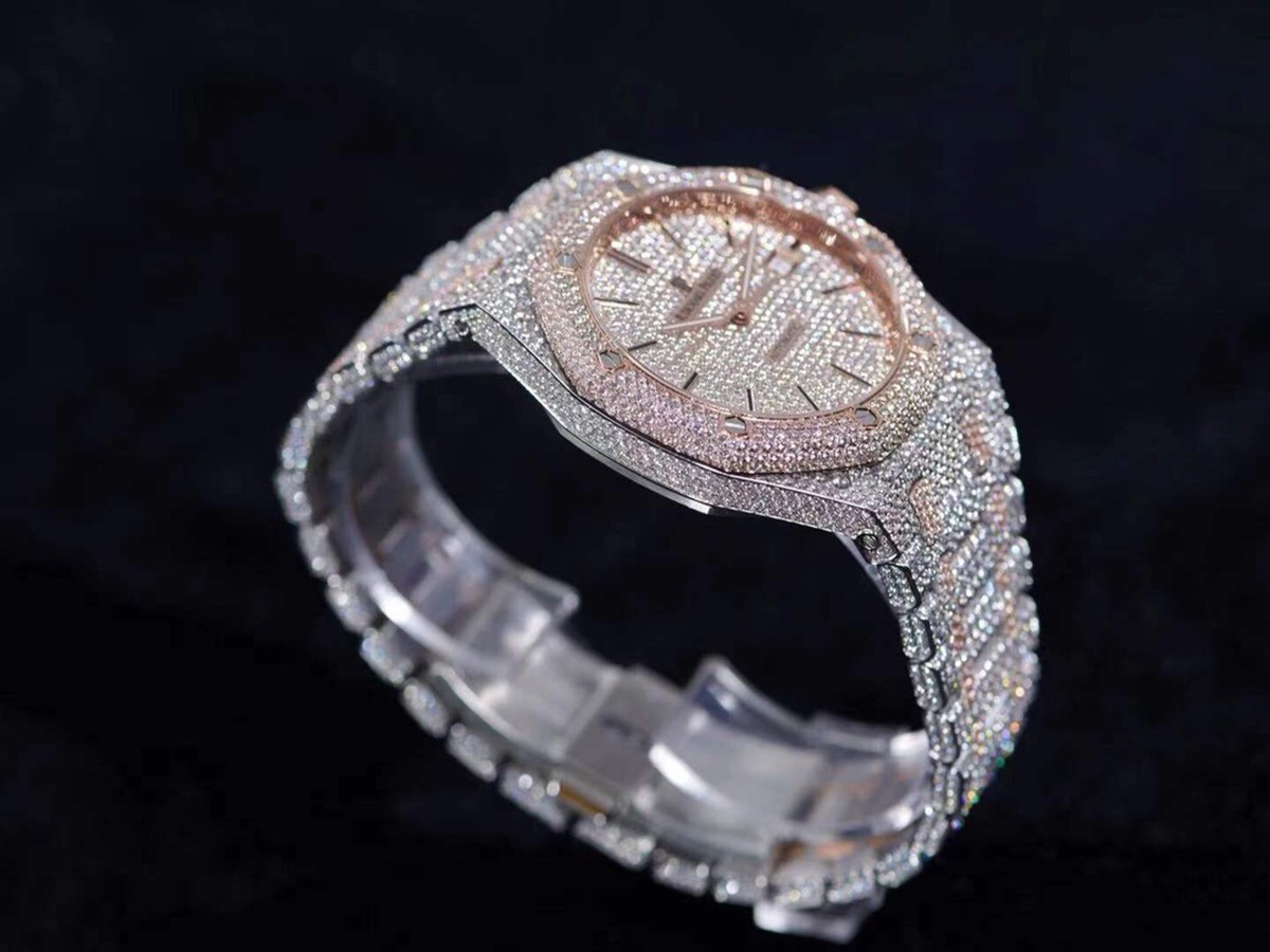 Royal Oak Selfwinding 41 mm, Steel/Rose Gold, Gem Set Ref. 15400SR.OO.1220SR.01