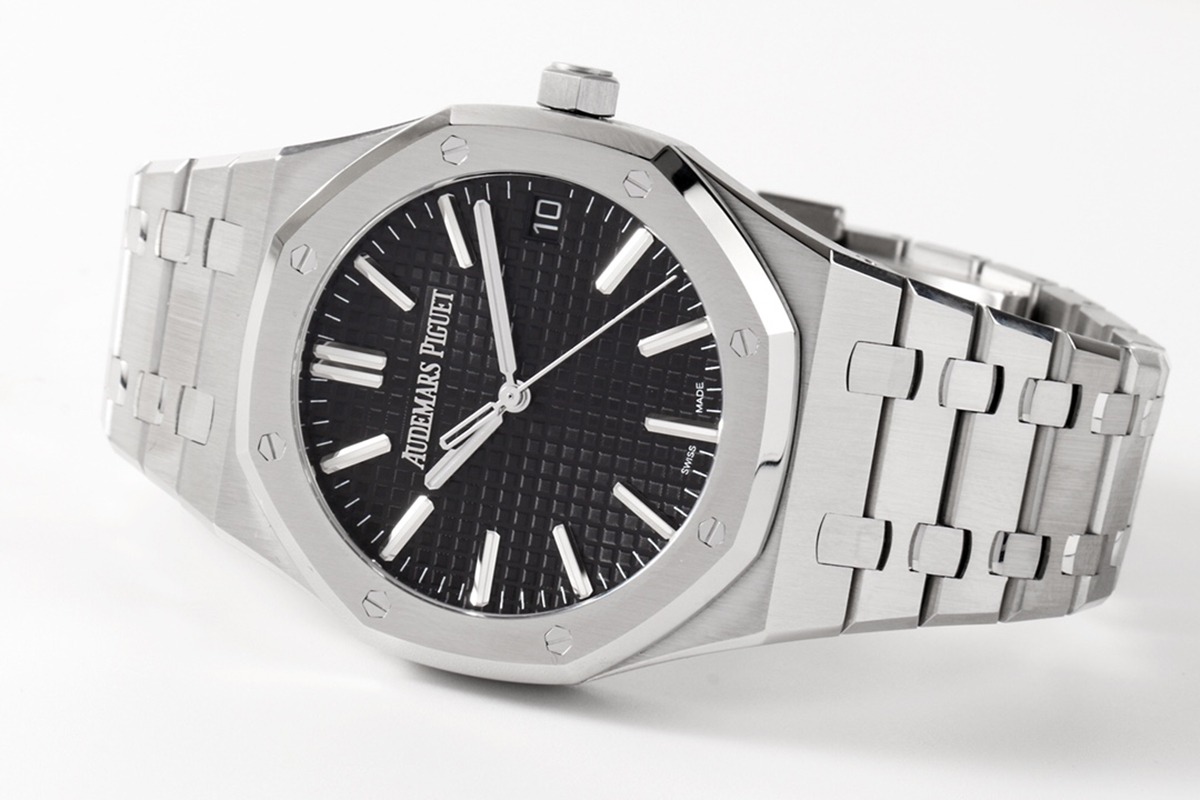 Royal Oak 50th Anniversary 41 mm, Black Ref. 15510ST.OO.1320ST.02
