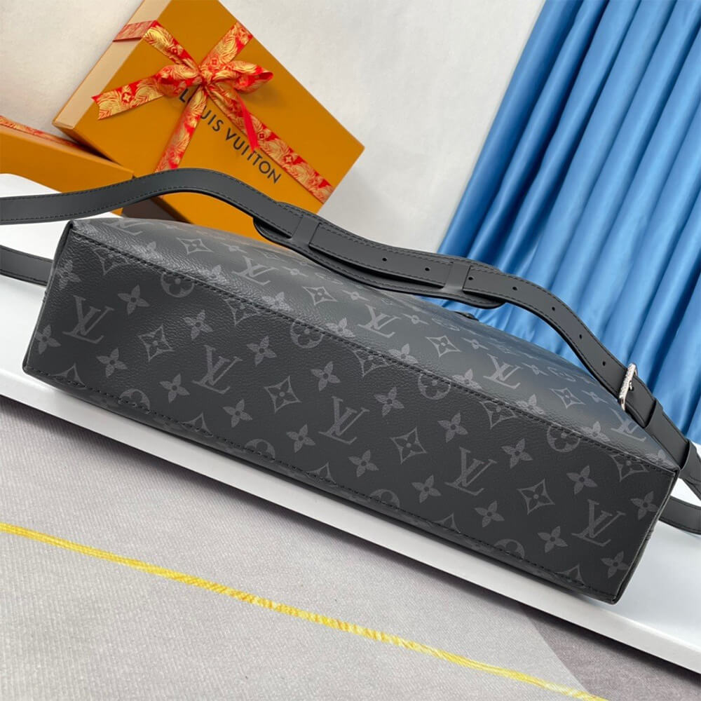 Louis Vuitton BRIEFCASE EXPLORER