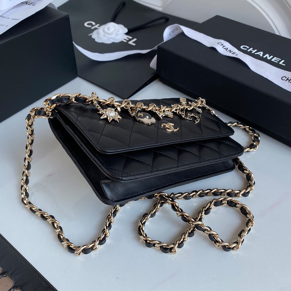 Chanel Wallet on Chain