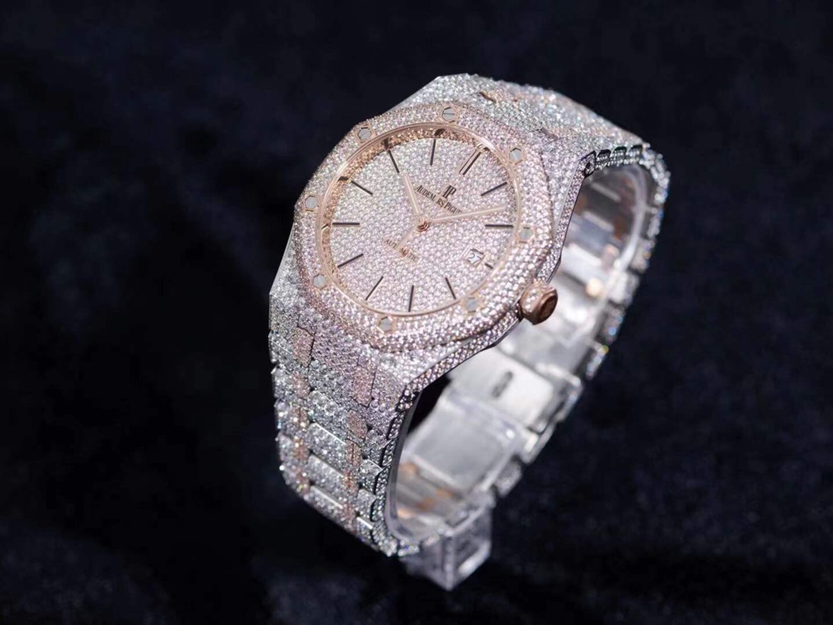 Royal Oak Selfwinding 41 mm, Steel/Rose Gold, Gem Set Ref. 15400SR.OO.1220SR.01