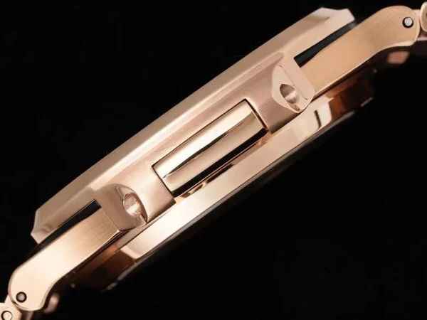 Nautilus 5711/1A-018  40 mm, Rose Gold Black Dial Iced out