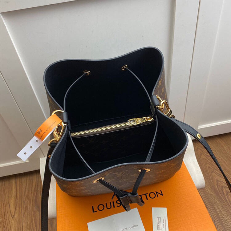 Louis Vuitton Neoneo MM Handbag