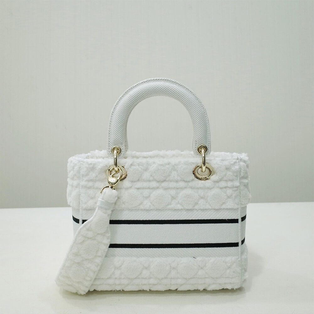 Dior MEDIUM LADY D-LITE BAG