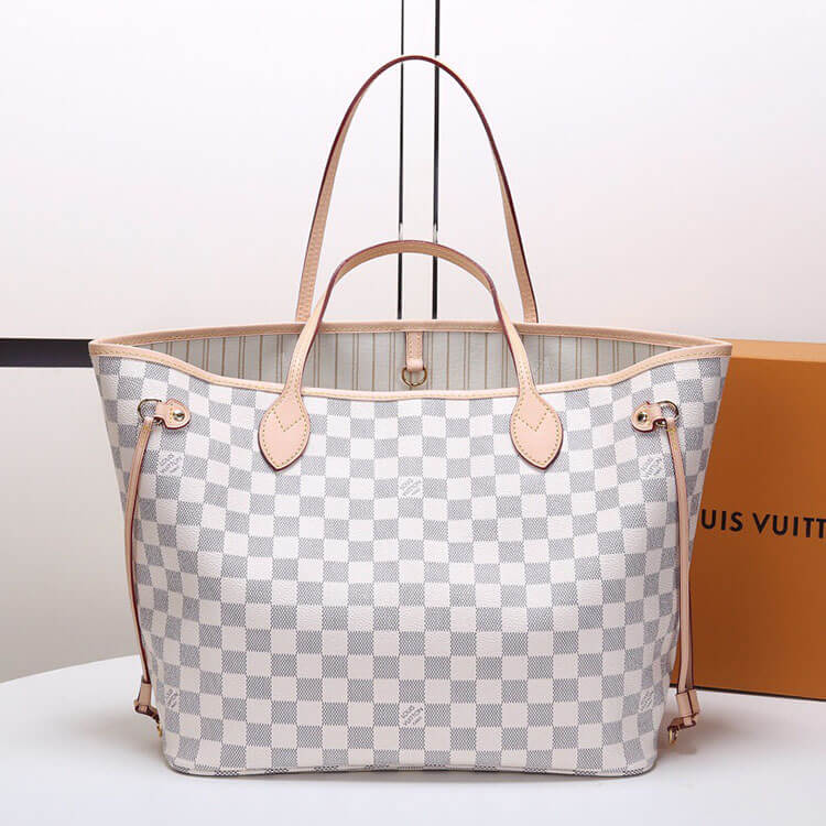 Louis Vuitton Neverfull MM Tote