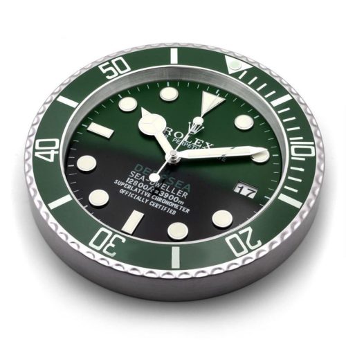 deepsea wall clock i green sea dweller