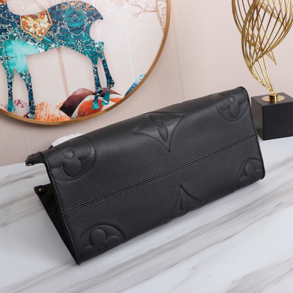 Louis Vuitton ONTHEGO MM