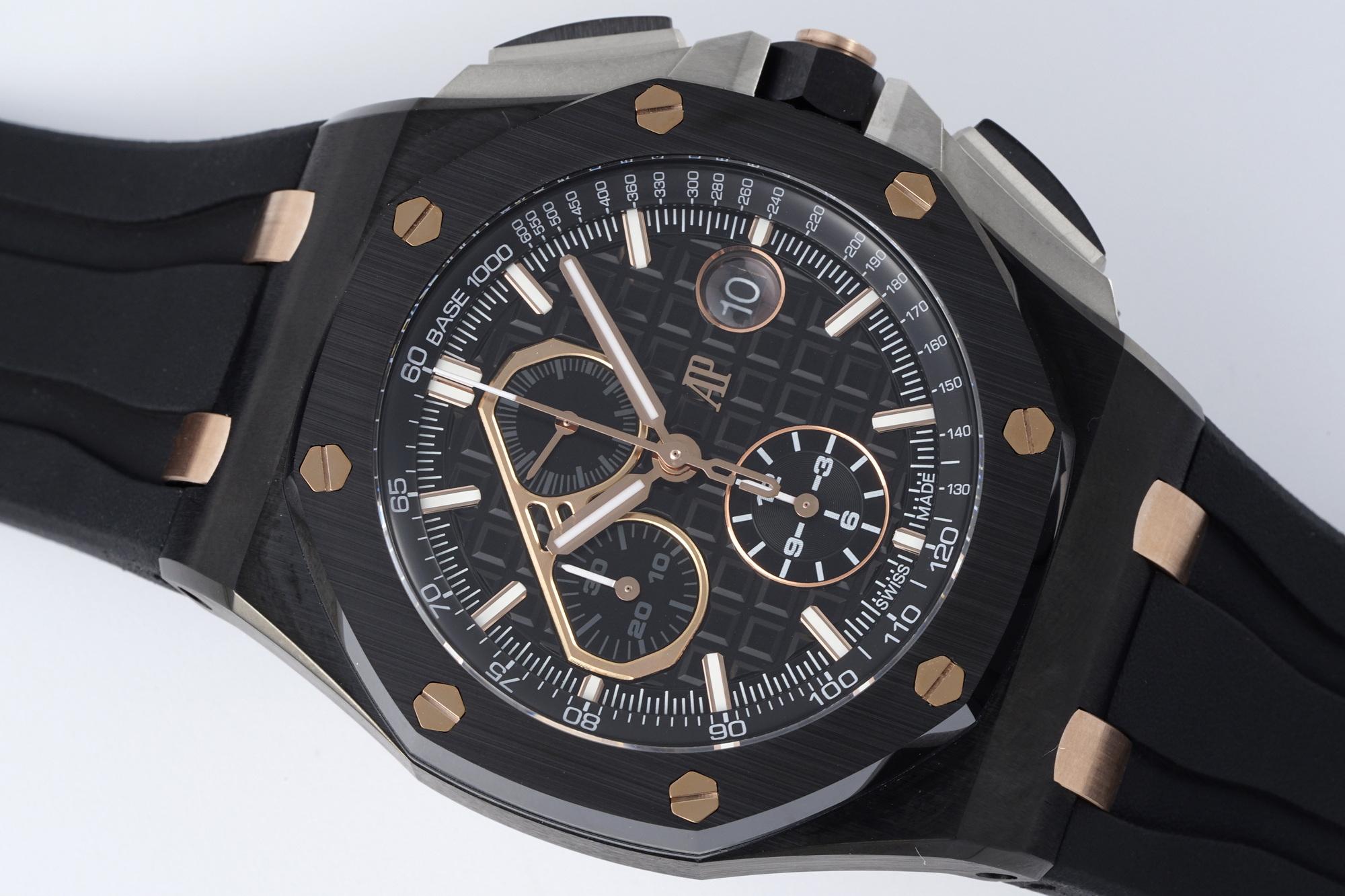 Royal Oak Offshore 44 mm, Black Ref. 26405CE.OO.A002CA.99.99