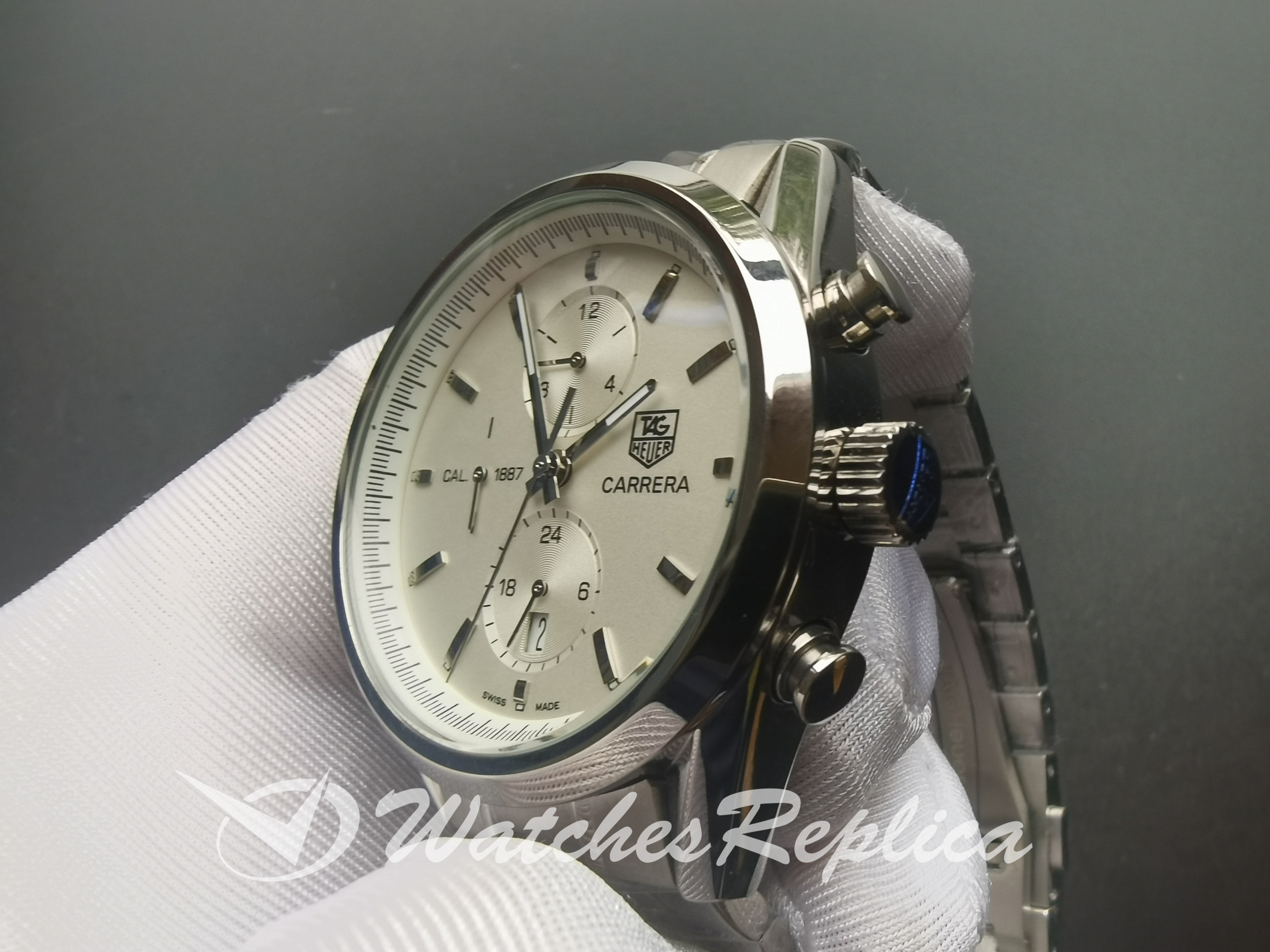 Carrera Car2111.Ba0720 41mm Stainless Steel Silver Dial For Men Watch