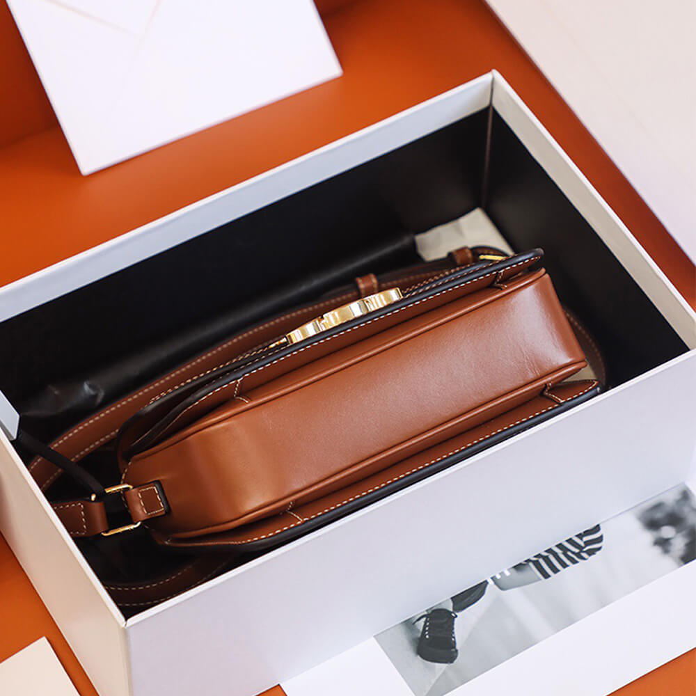 Celine TEEN TRIOMPHE BAG