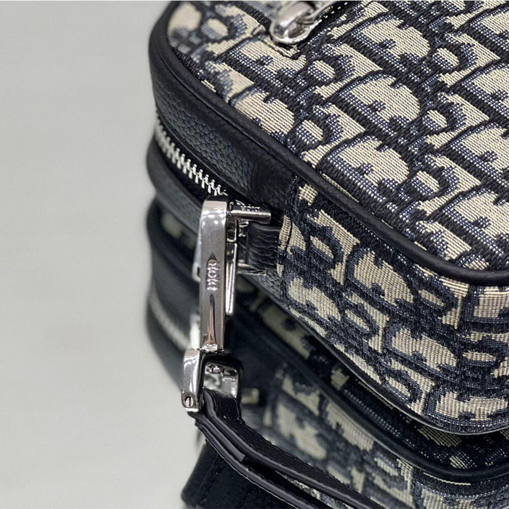 Dior TOILETRY BAG