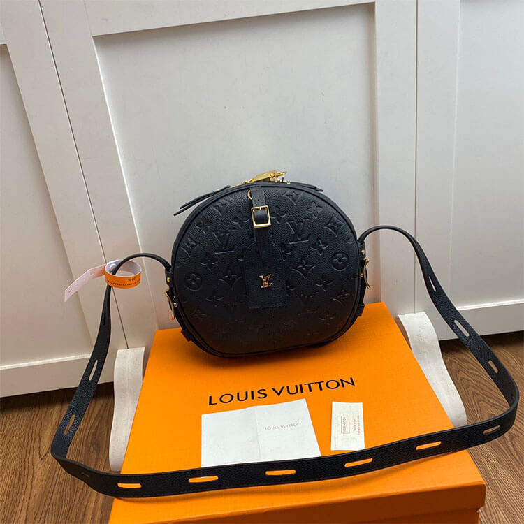 Louis Vuitton Boite Chapeau Souple MM Handbag