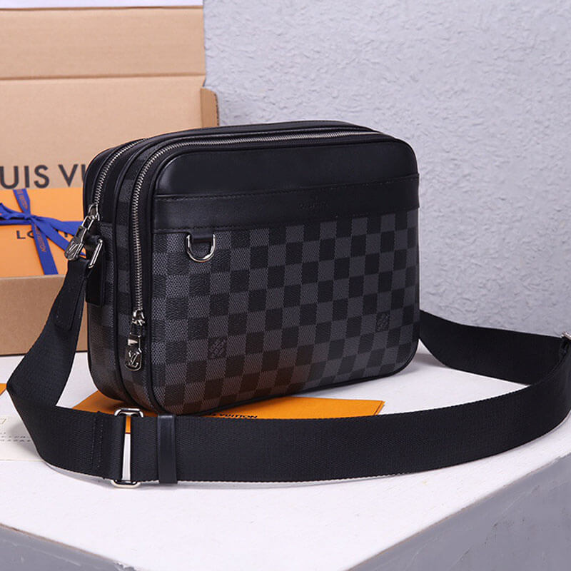 Louis Vuitton Trocadero Messenger Bag