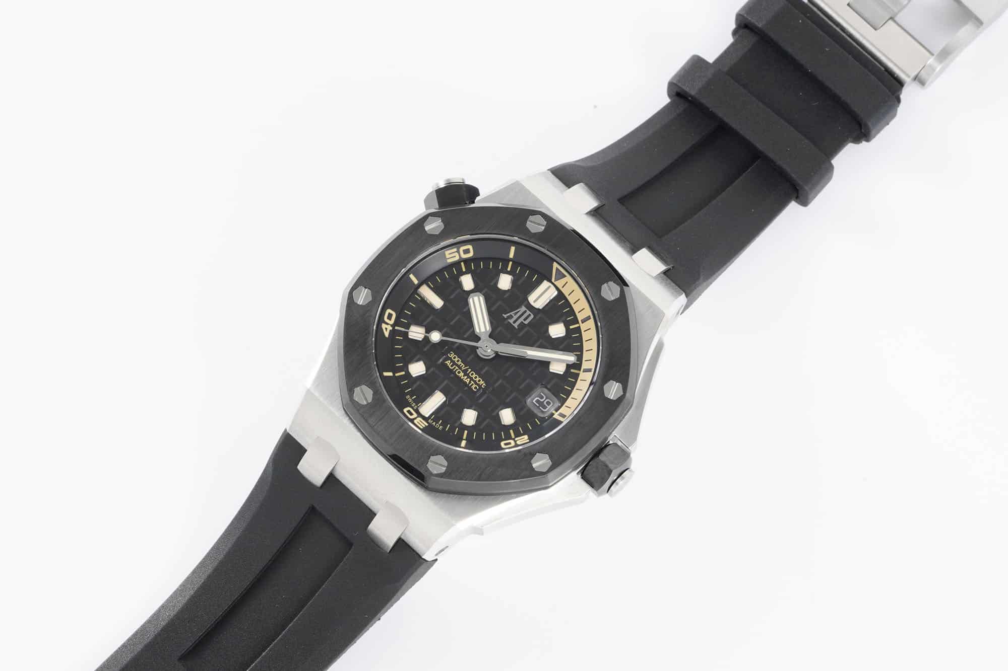 Royal Oak Offshore Diver 42 mm, Black Ref. 15720CN.OO.A002CA.01