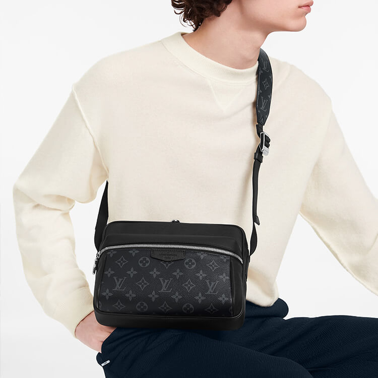 Louis Vuitton Outdoor Messenger