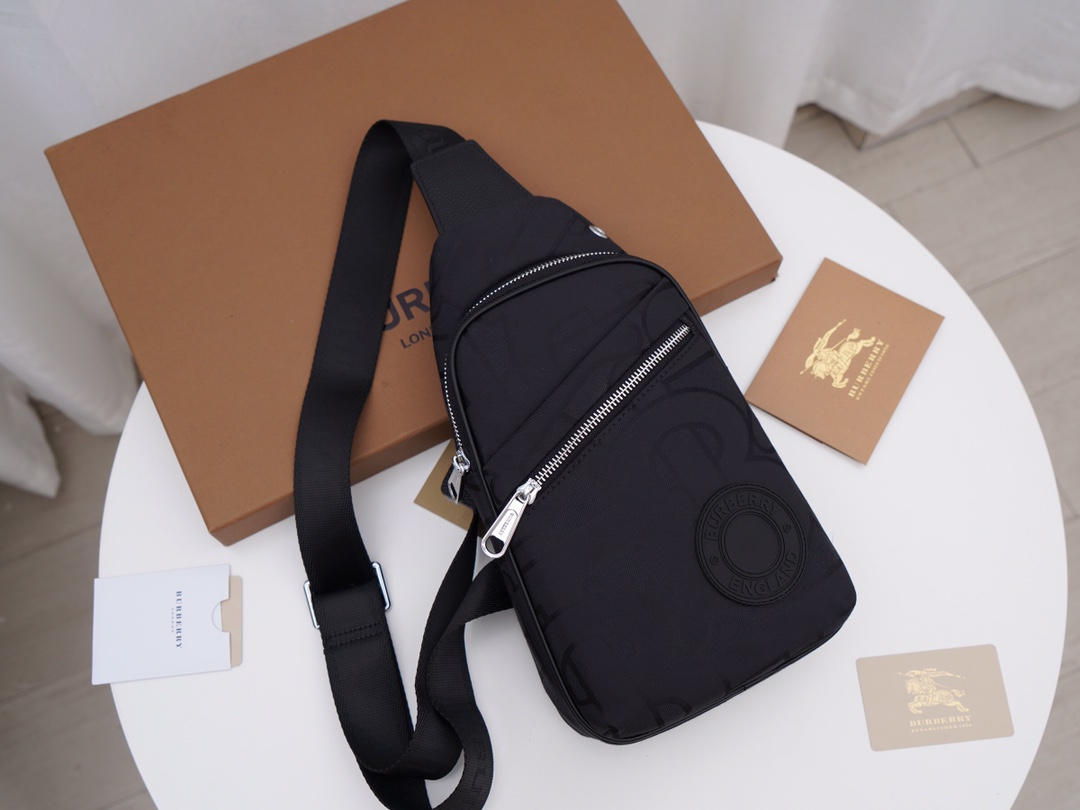 Best Selling Burberry Men Bum Chest Bag  Black 006