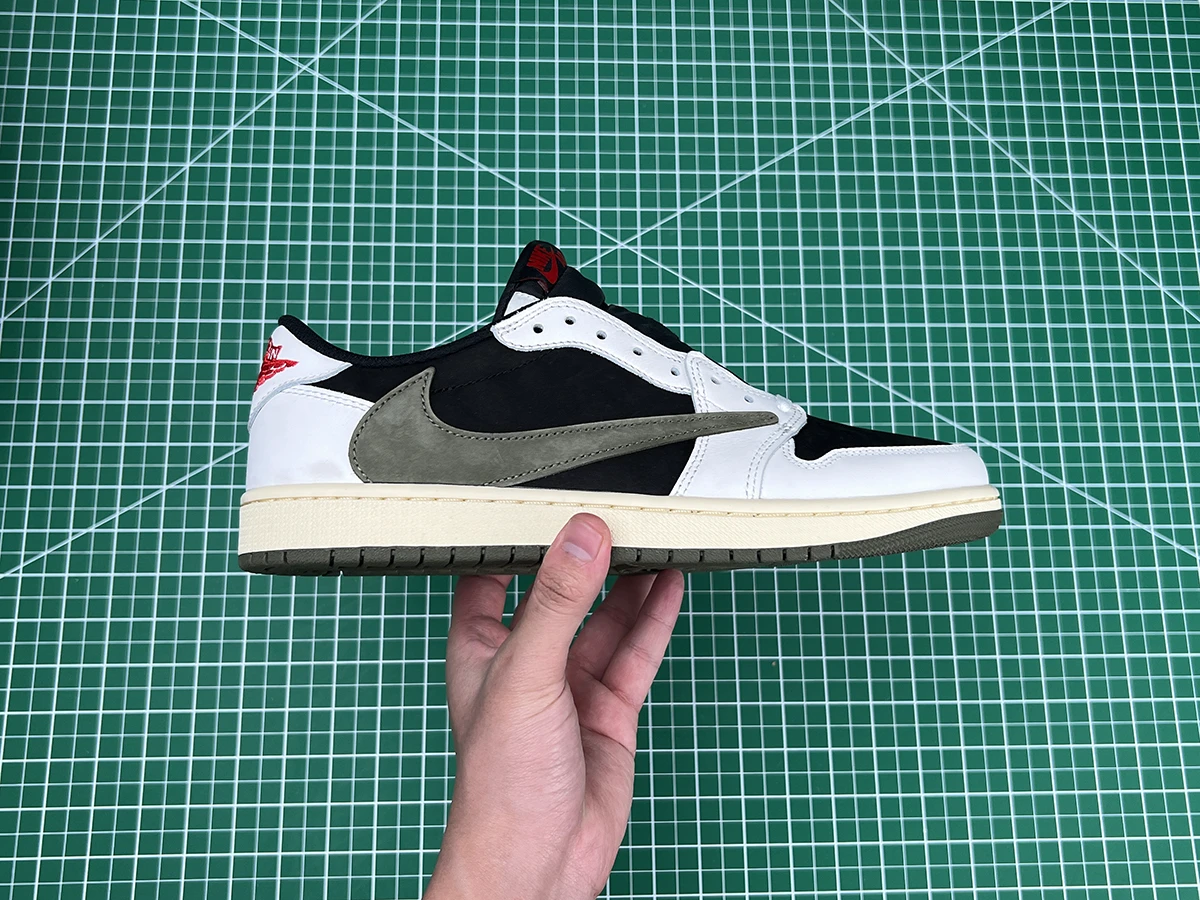 Travis Scott Air Jordan 1 Low OG “Olive” Quality Reps