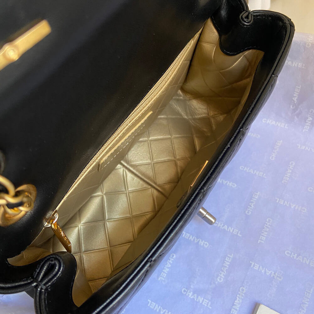 Chanel SMALL FLAP BAG