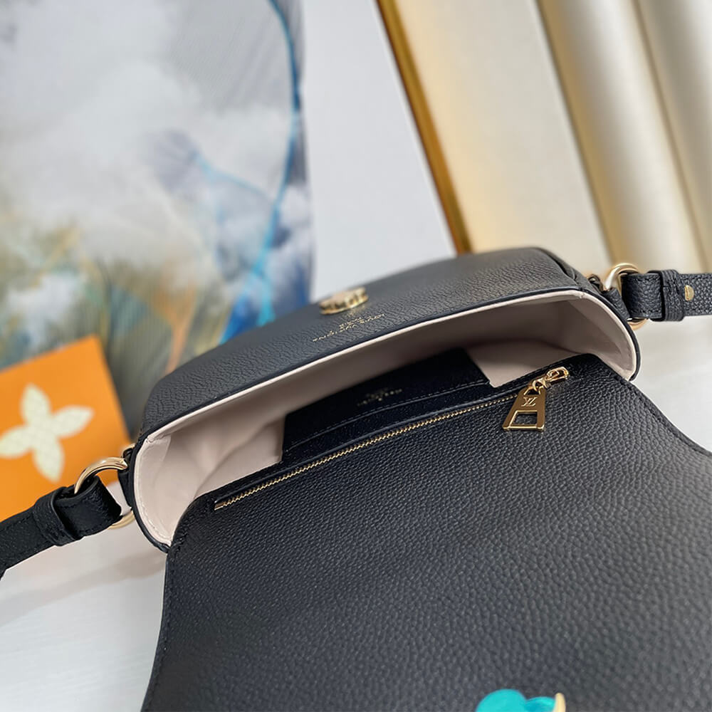 Louis Vuitton PONT 9 SOFT PM