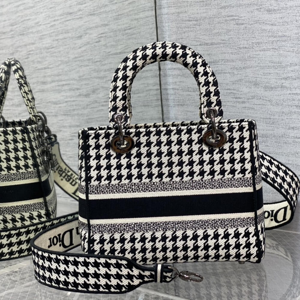 Dior MEDIUM LADY D-LITE BAG