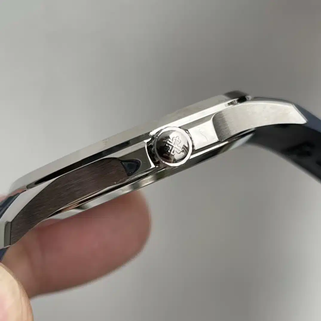 Aquanaut 5168G-001 42.2 mm,White gold