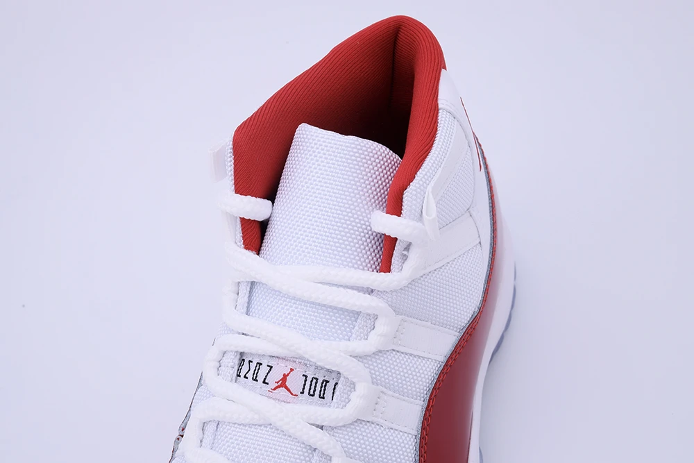 AIR JORDAN 11 CHERRY REPS