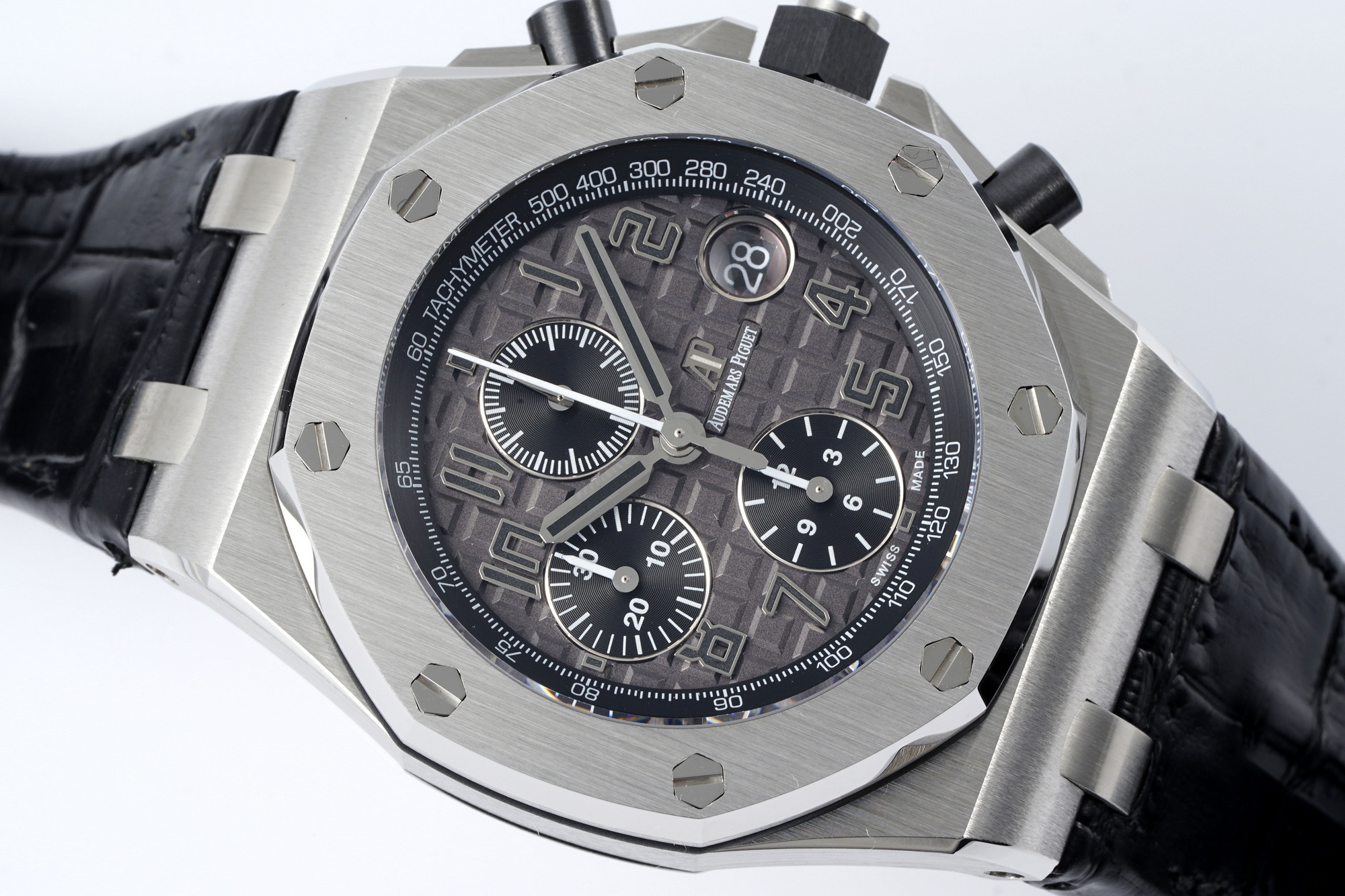 Royal Oak Offshore 42 mm, Grey Ref. 26470ST.OO.A104CR.01