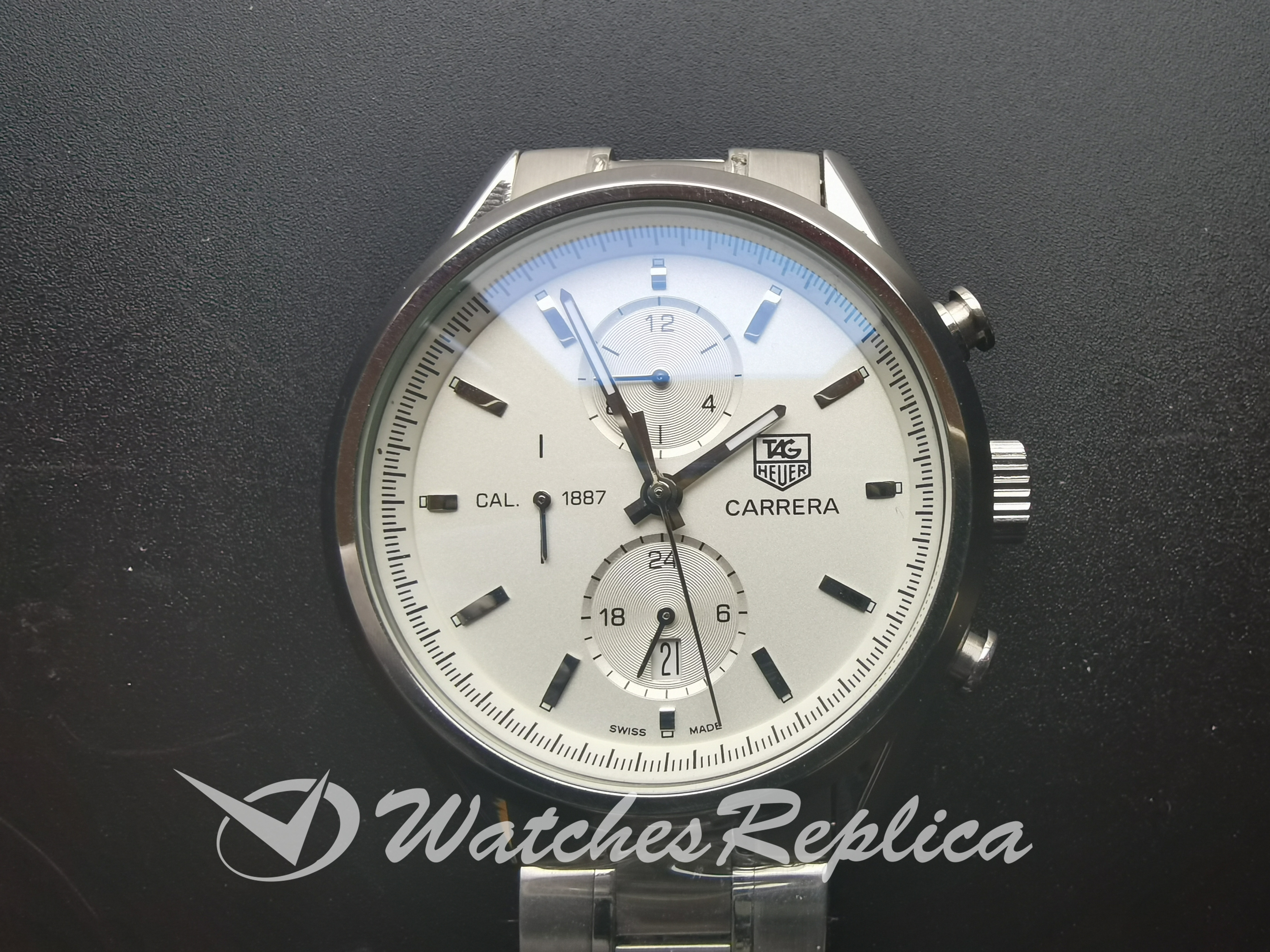 Carrera Car2111.Ba0720 41mm Stainless Steel Silver Dial For Men Watch